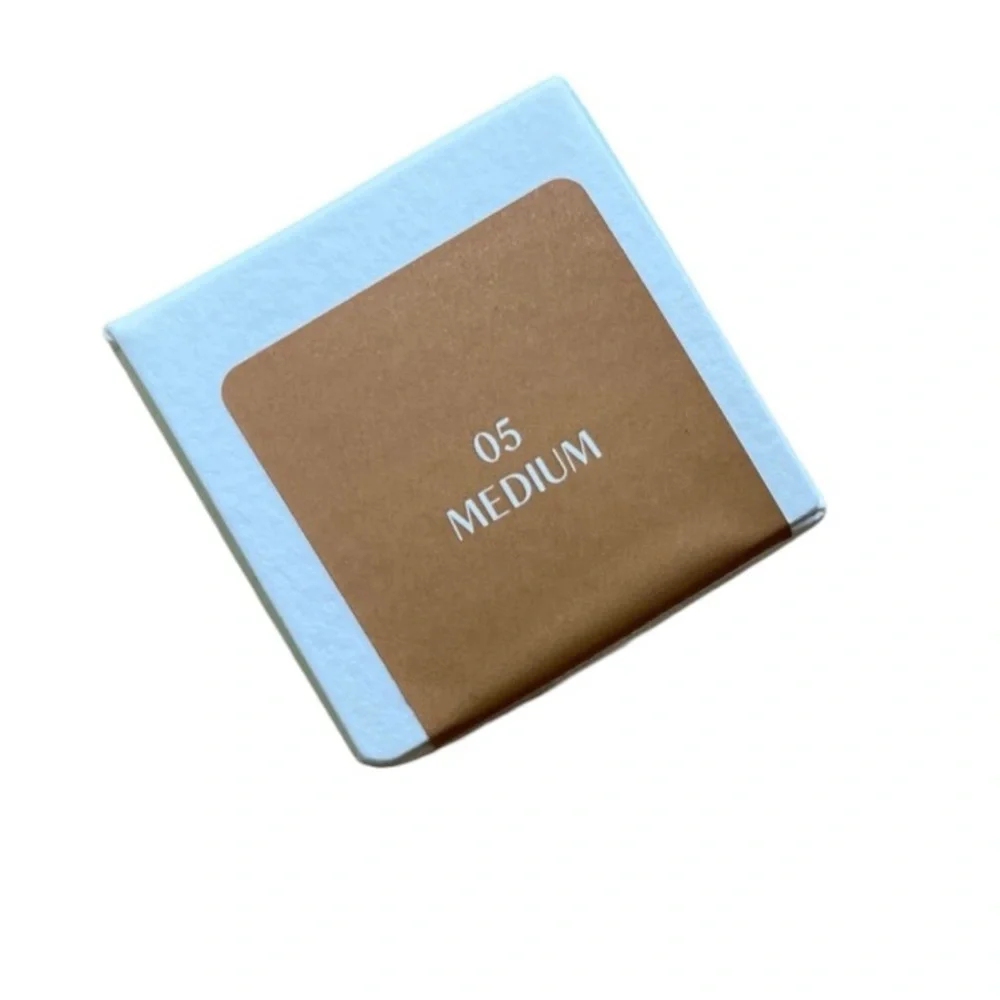 Huda Beauty GloWish Multidew Vegan Skin Tint Foundation - 05 Medium